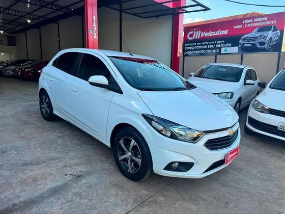 CHEVROLET ONIX 1.4 MPFI LTZ 8V FLEX 4P AUTOMÁTICO CHEVROLET ONIX 1.4 MPFI LTZ 8V FLEX 4P AUTOMÁTICO